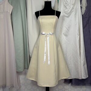 Y2K Pastel Yellow Knee-Length Dress, Womens Size 8